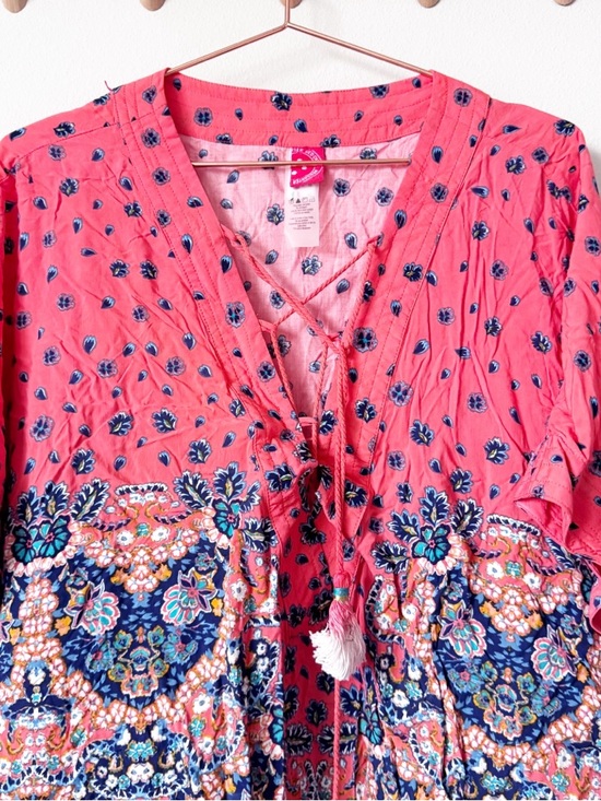 Red Carter Red Boho Tie-Front Tunic with Multicolor Mosaic Print - Picture 3 of 13